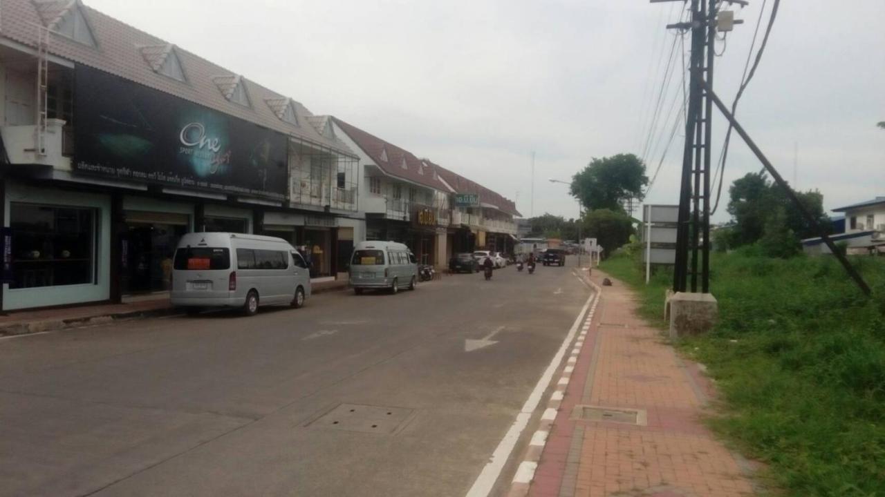 Nap Corner Hostel Phitsanulok Luaran gambar